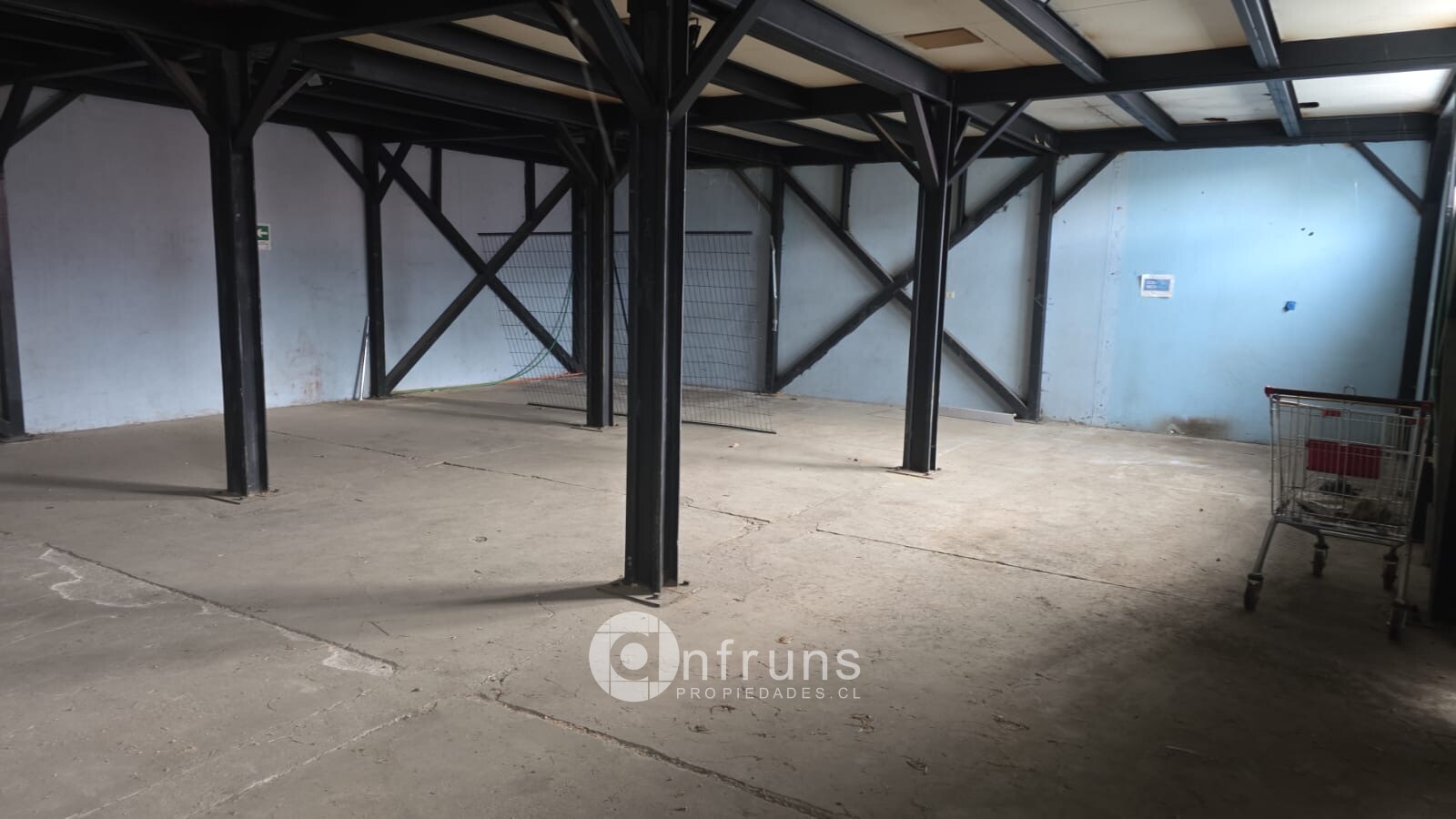 Local Comercial en Venta en Region de Aysen | 15 Dormitorios | 2 Baños | 559 m² | UF 100 - 6