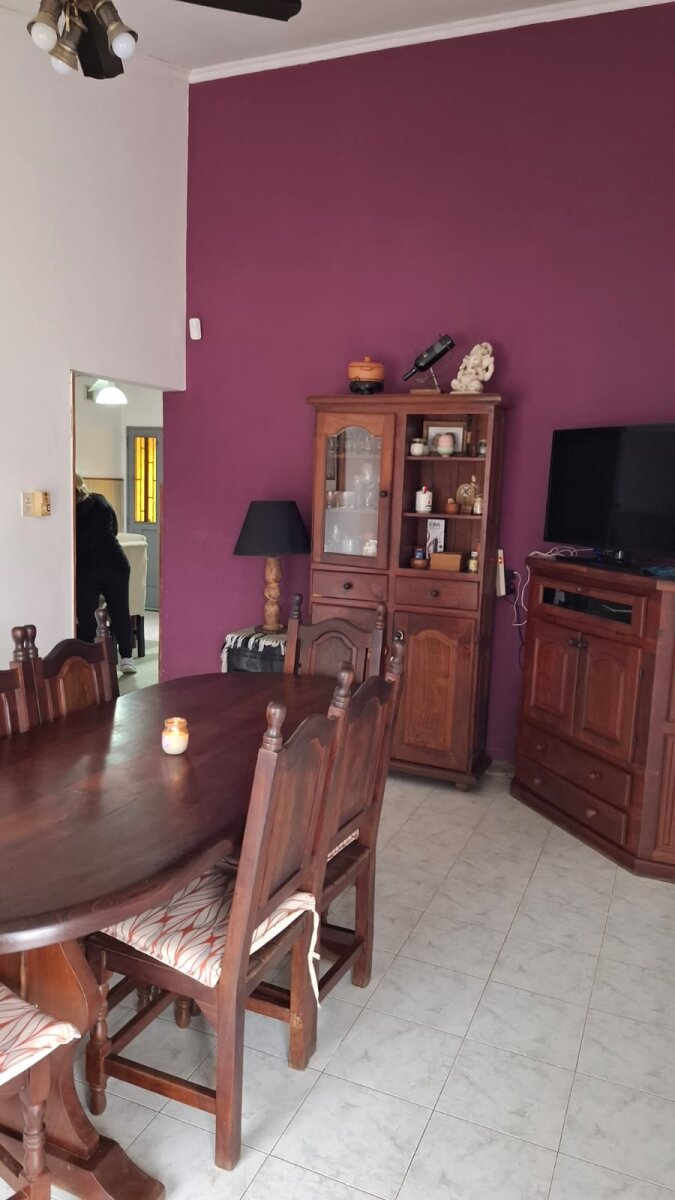 Eva Perón 399 - Casa de 2 dormitorios con Local y Deposito - 11