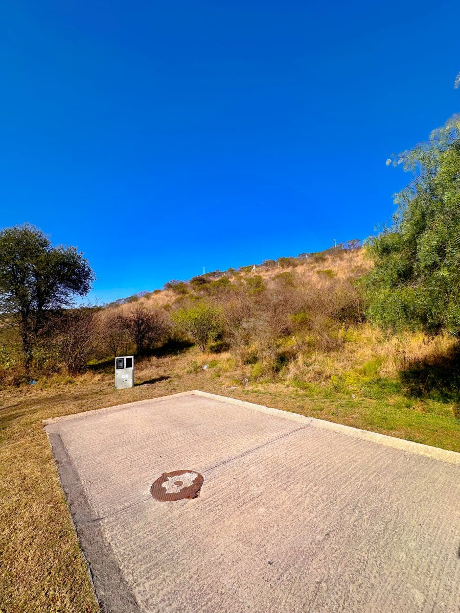 SE VENDE LOTE DE 830m EN COLINAS DE LA DESEADA - Imagen 2