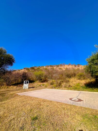SE VENDE LOTE DE 830m EN COLINAS DE LA DESEADA