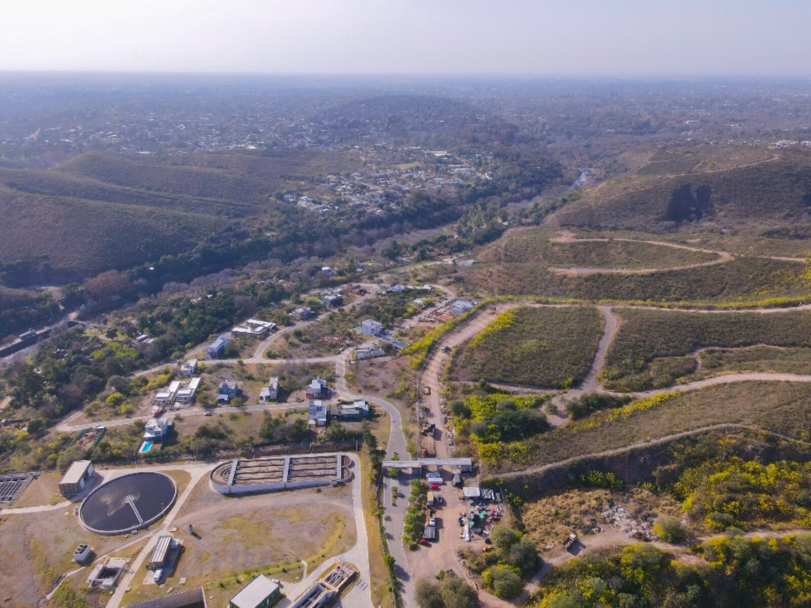 SE VENDE LOTE DE 830m EN COLINAS DE LA DESEADA - Imagen 12