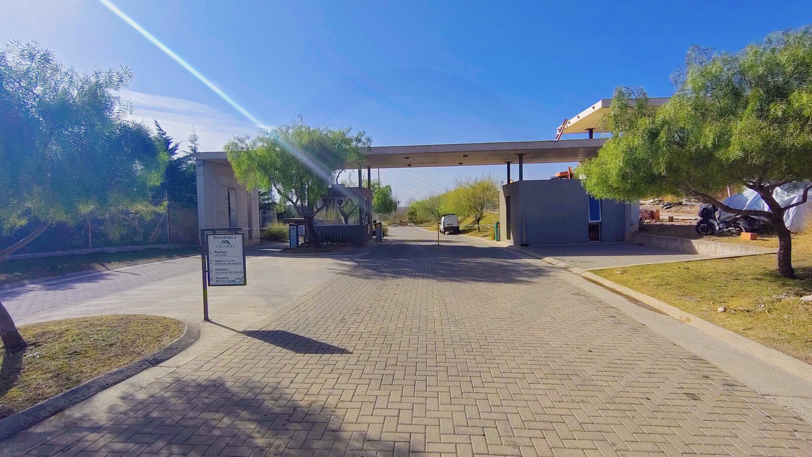 SE VENDE LOTE DE 830m EN COLINAS DE LA DESEADA - Imagen 5