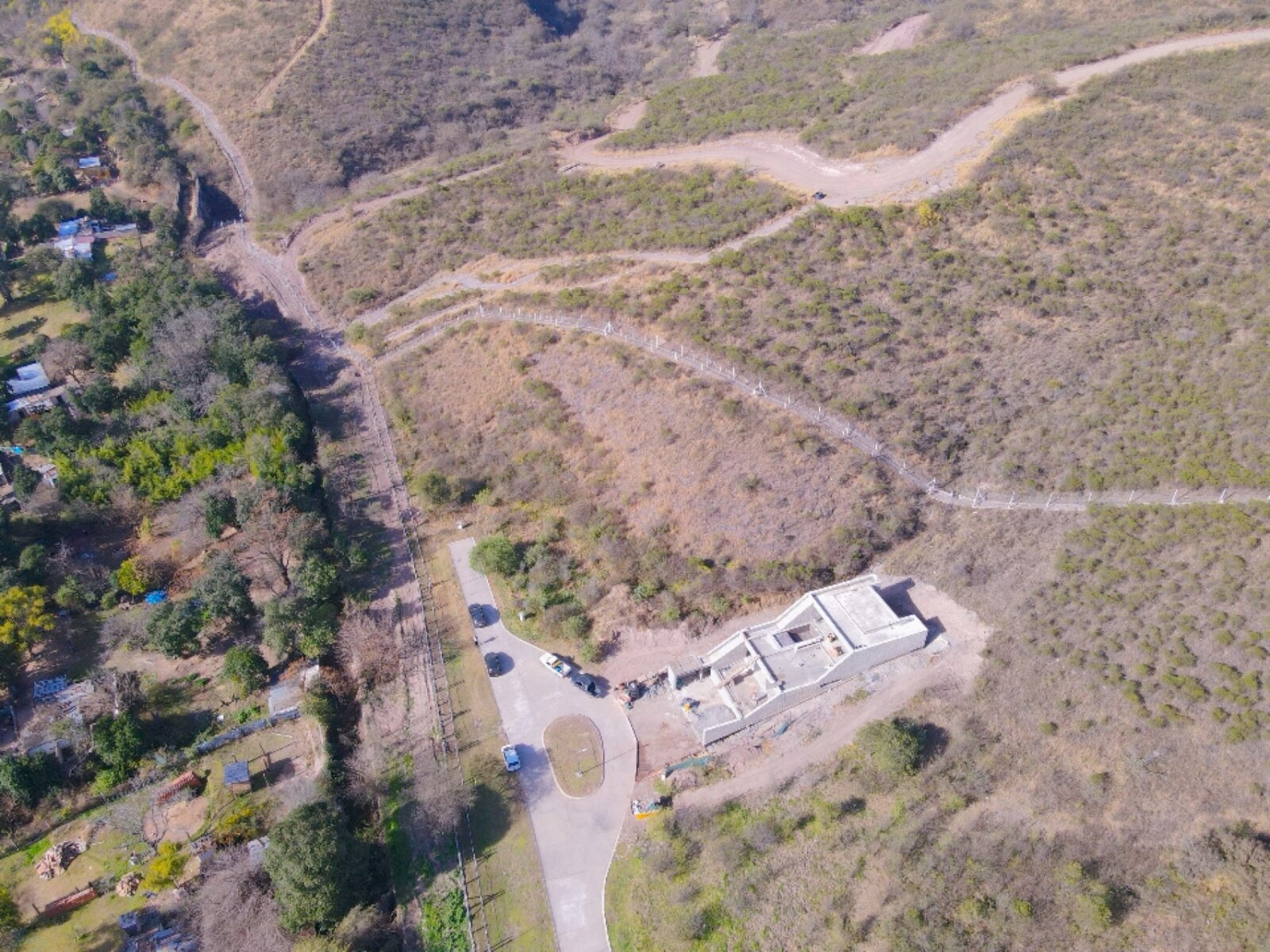 SE VENDE LOTE DE 830m EN COLINAS DE LA DESEADA - Imagen 8