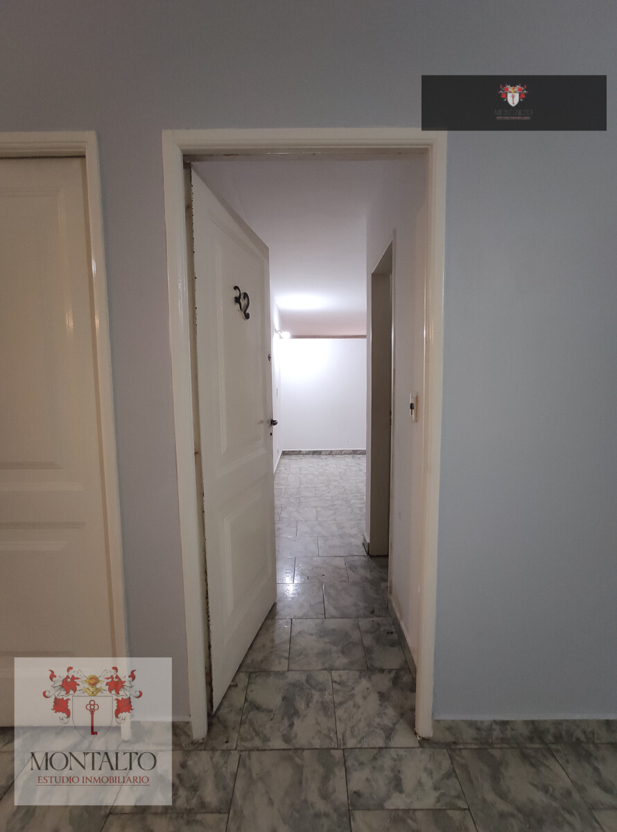 Monoambiente en 1 Piso - 13