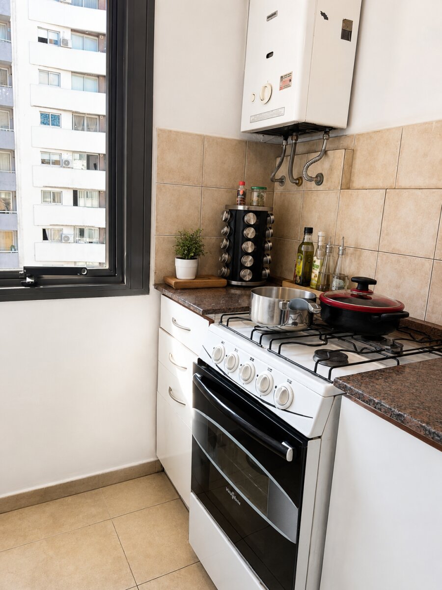 Balcon - Depto 1 dormitorio LUMINOSO en ALQUILER  !!! - Imagen 11