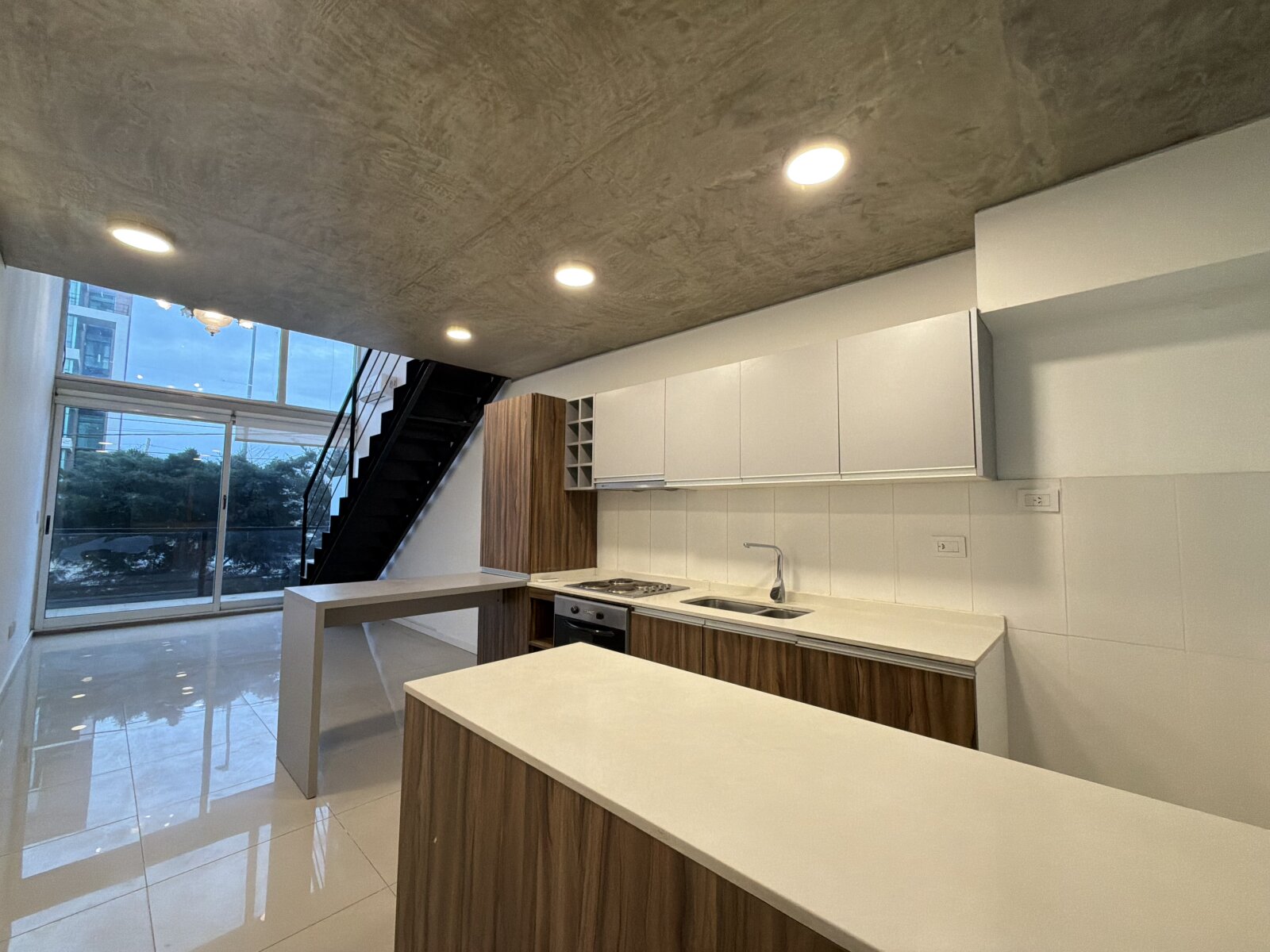 Departamento de 1 dormitorio tipo loft en Alquiler - Fisherton - 1