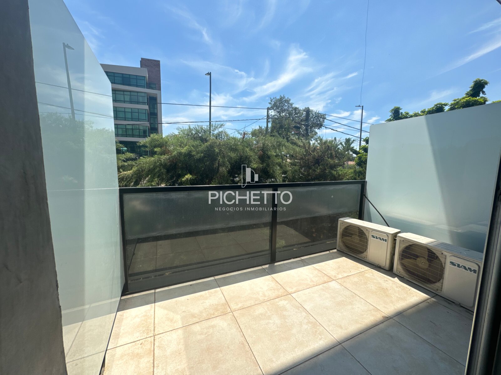 Departamento de 1 dormitorio tipo loft en Alquiler - Fisherton - 22