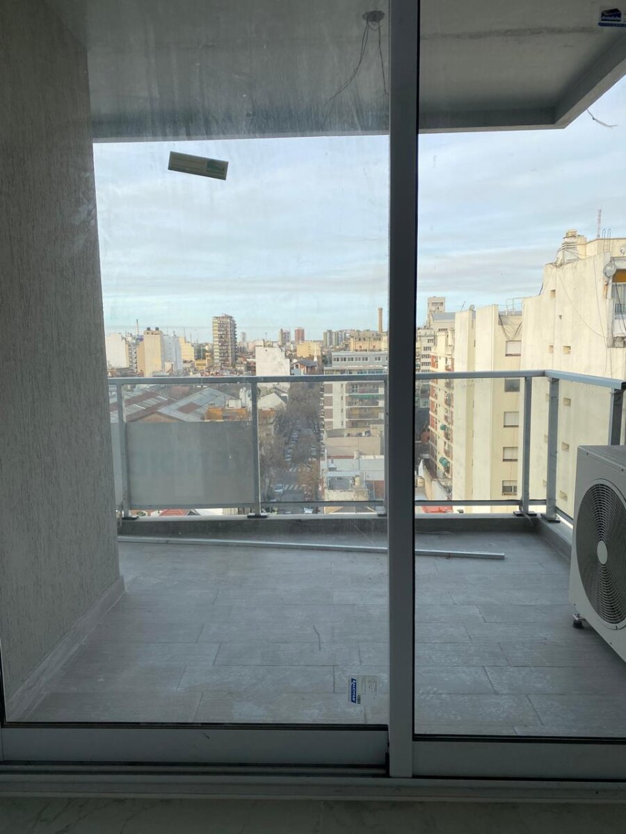 Departamento en alquiler de 3 ambientes - 10