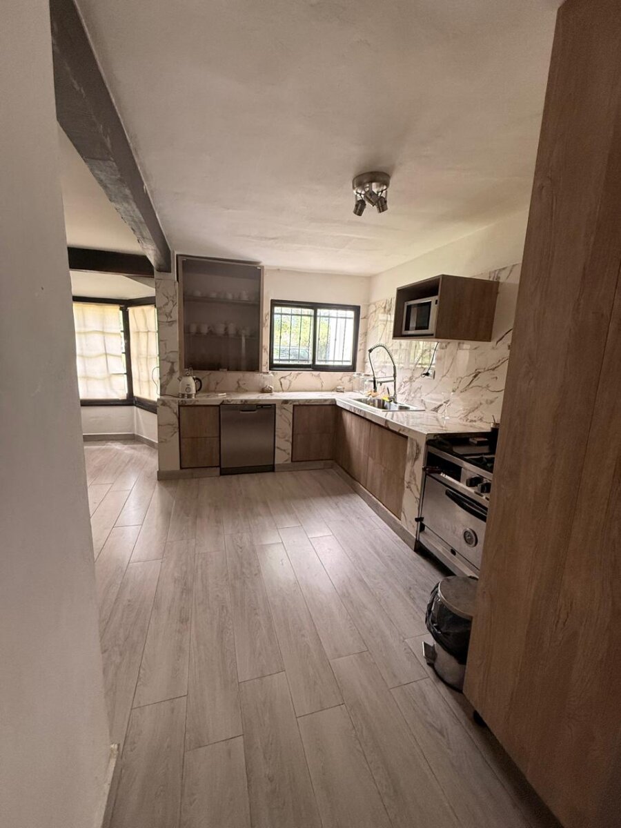  VENTA | Casa de 1 sola planta en Cerro Chico   Ubicación privilegiada: Enrique Policastro al 4100 - Imagen 4