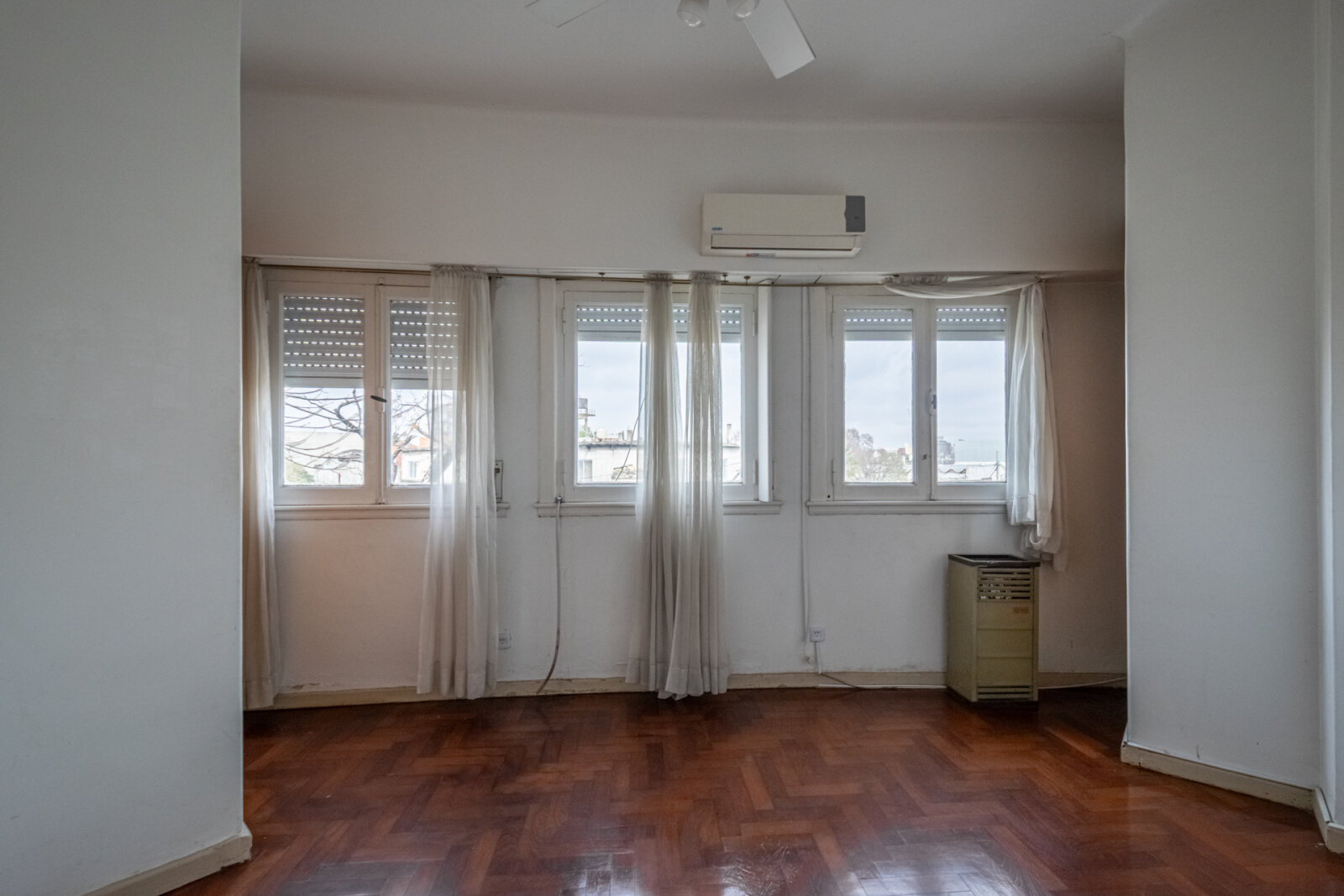 Venta 3 ambientes | esquina | muy luminoso - 11