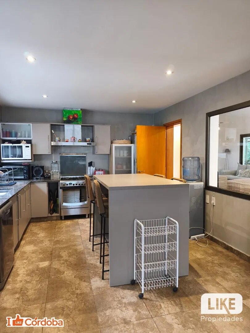 Casa Chalet  En Venta En El Bosque Club De Campo, Córdoba