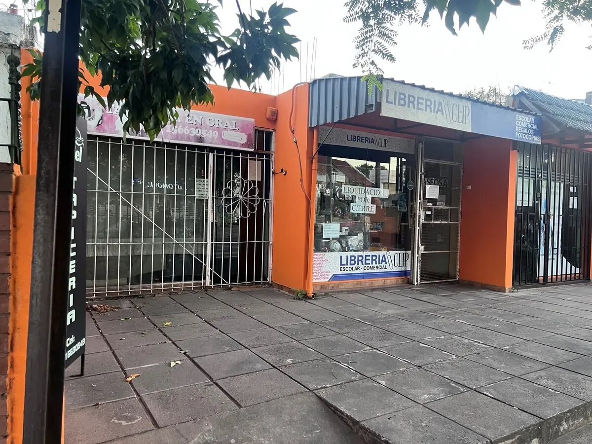 Venta Locales Comerciales Mas Cochera Villa Cabrera - Imagen 8