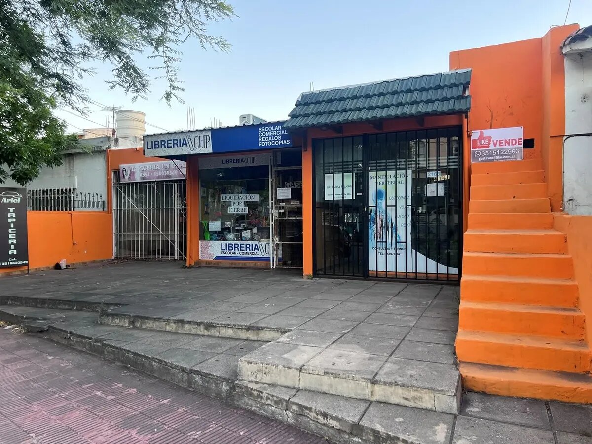 Venta Locales Comerciales Mas Cochera Villa Cabrera