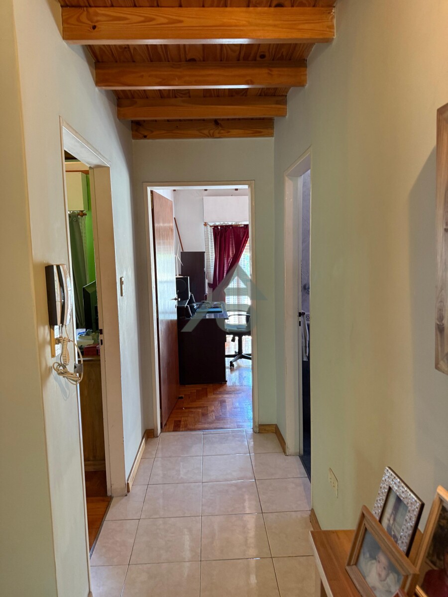 Casa de 5 ambientes en venta en Martínez | Jardín, cochera para 2 autos y excelente calidad constructiva - 18