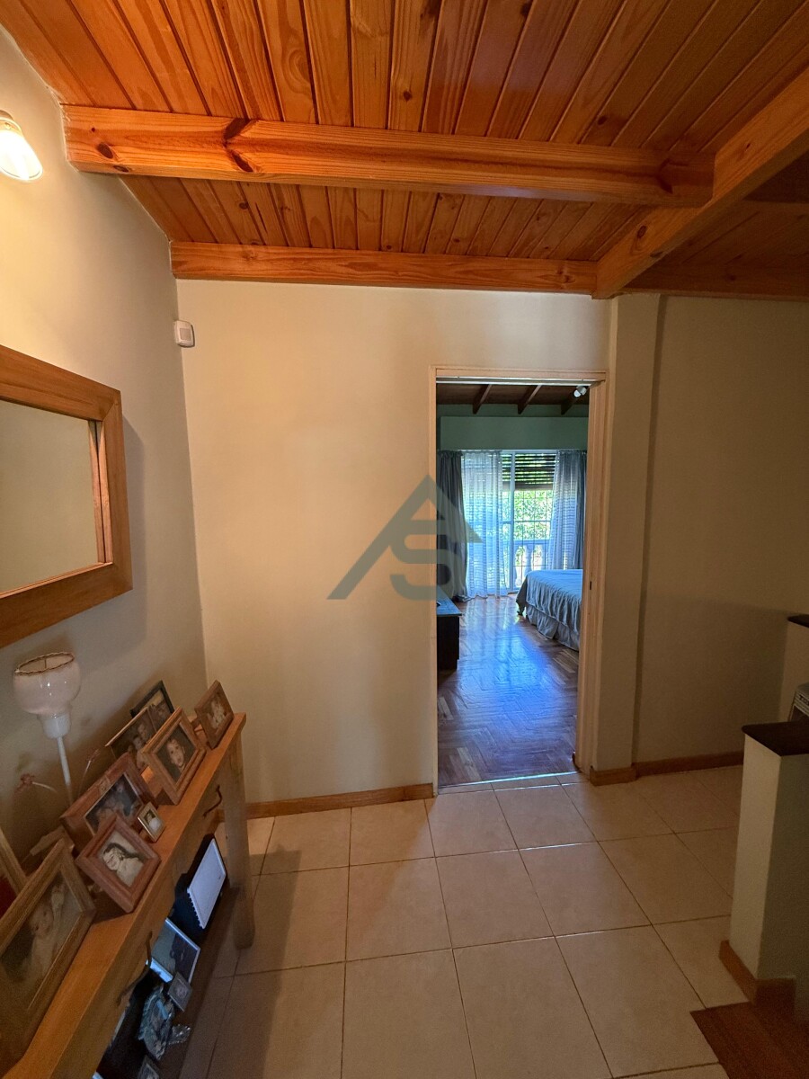 Casa de 5 ambientes en venta en Martínez | Jardín, cochera para 2 autos y excelente calidad constructiva - 28