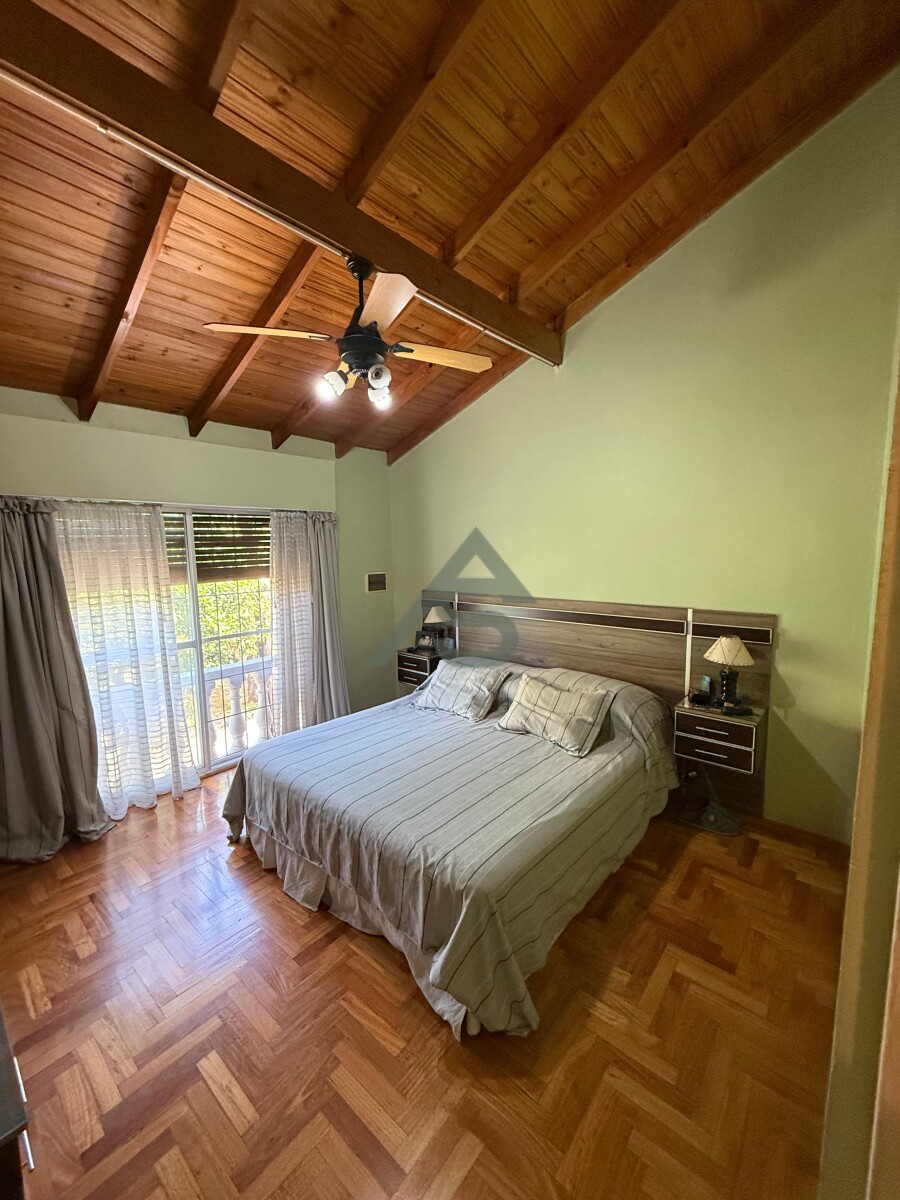 Casa de 5 ambientes en venta en Martínez | Jardín, cochera para 2 autos y excelente calidad constructiva - 31