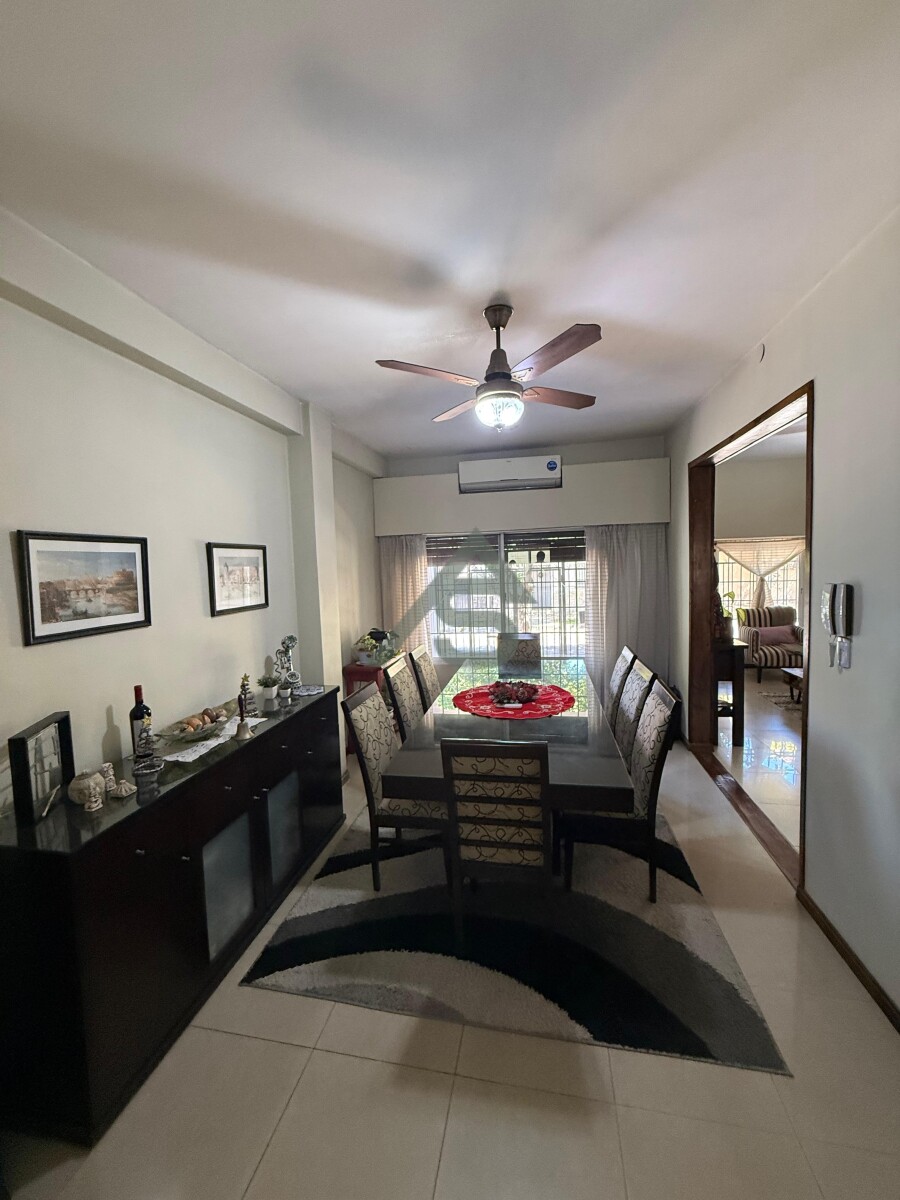 Casa de 5 ambientes en venta en Martínez | Jardín, cochera para 2 autos y excelente calidad constructiva - 11
