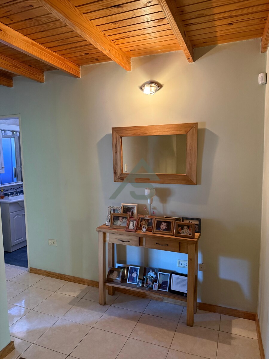 Casa de 5 ambientes en venta en Martínez | Jardín, cochera para 2 autos y excelente calidad constructiva - 19