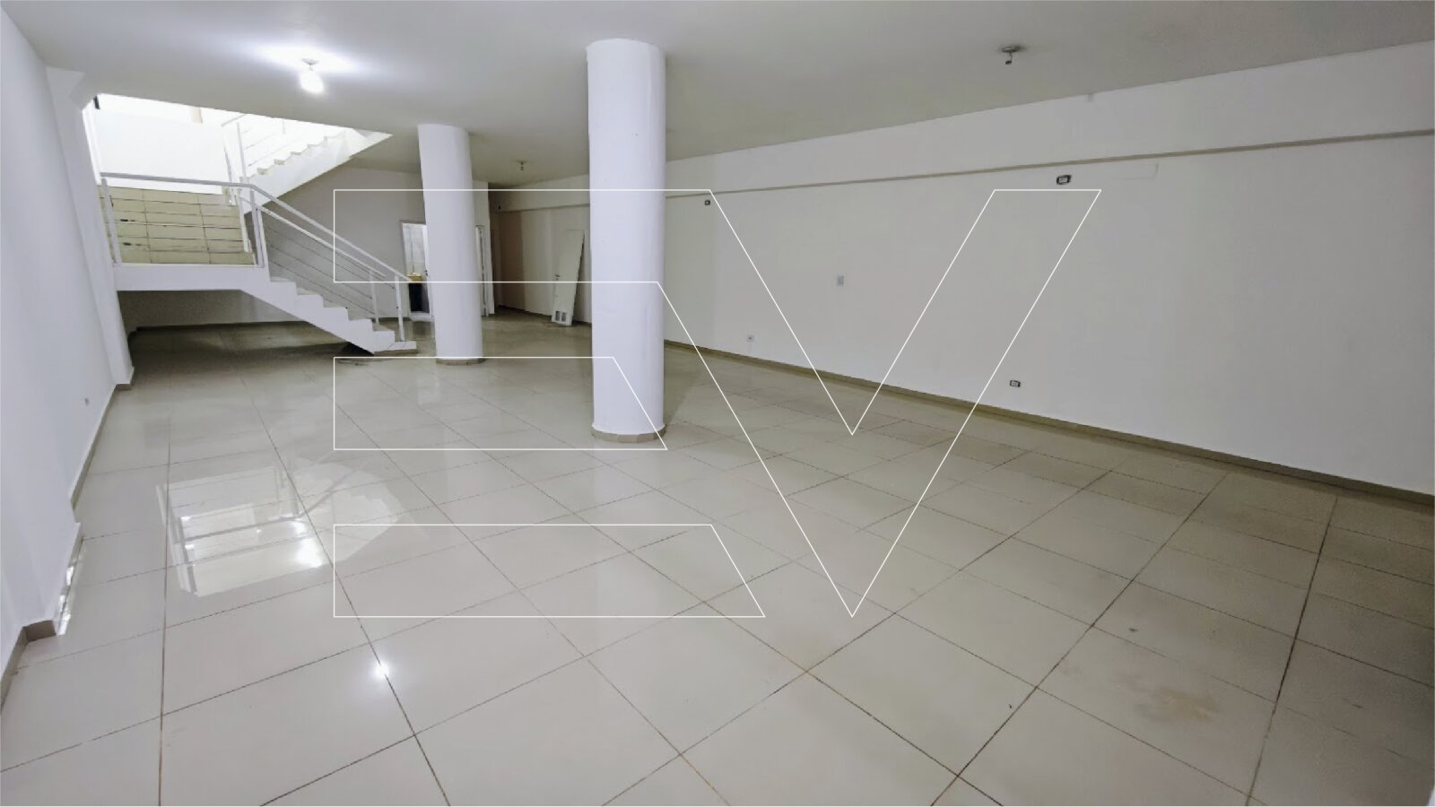 ALQUILER. NUEVA CORDOBA. UNICO LOCAL COMERCIAL 550 M2 SOBRE AV ESTRADA. MODERNO - Imagen 18