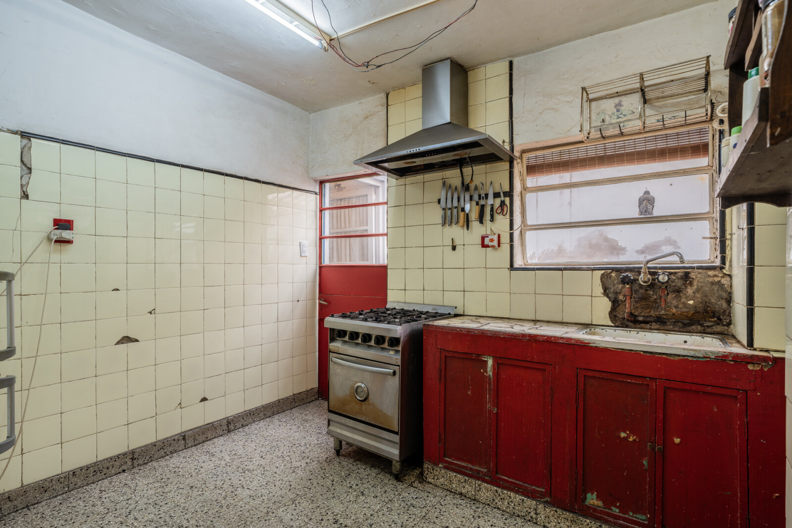 VENTA PH 3 AMBIENTES A REFACCIONAR EN ALMAGRO. SIN EXPENSAS. TERRAZA. QUINCHO. QUINCHO Y TERRAZA PROPIA - 6