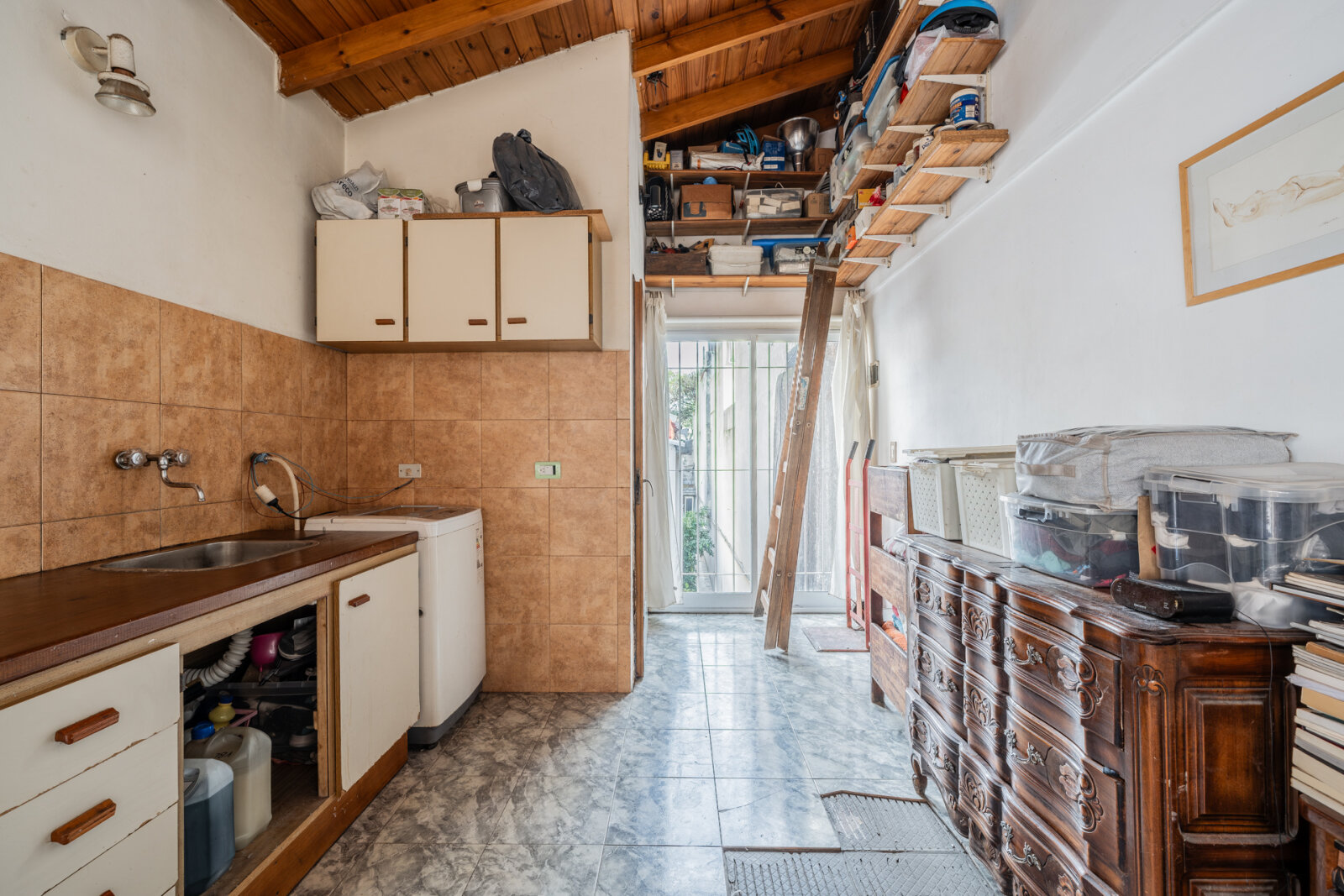 VENTA PH 3 AMBIENTES A REFACCIONAR EN ALMAGRO. SIN EXPENSAS. TERRAZA. QUINCHO. QUINCHO Y TERRAZA PROPIA - 28