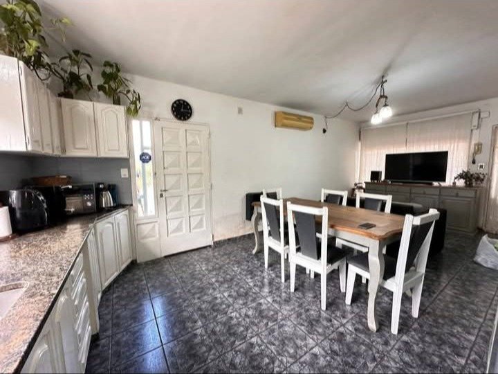 VENTA CASA EN ALBERDI - Imagen 4
