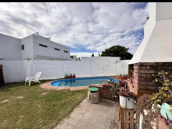 VENTA CASA EN ALBERDI - Imagen 5