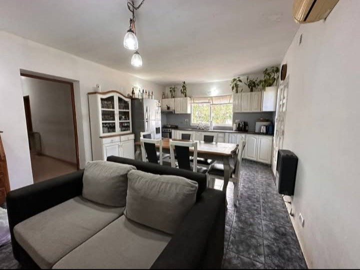 VENTA CASA EN ALBERDI - Imagen 2