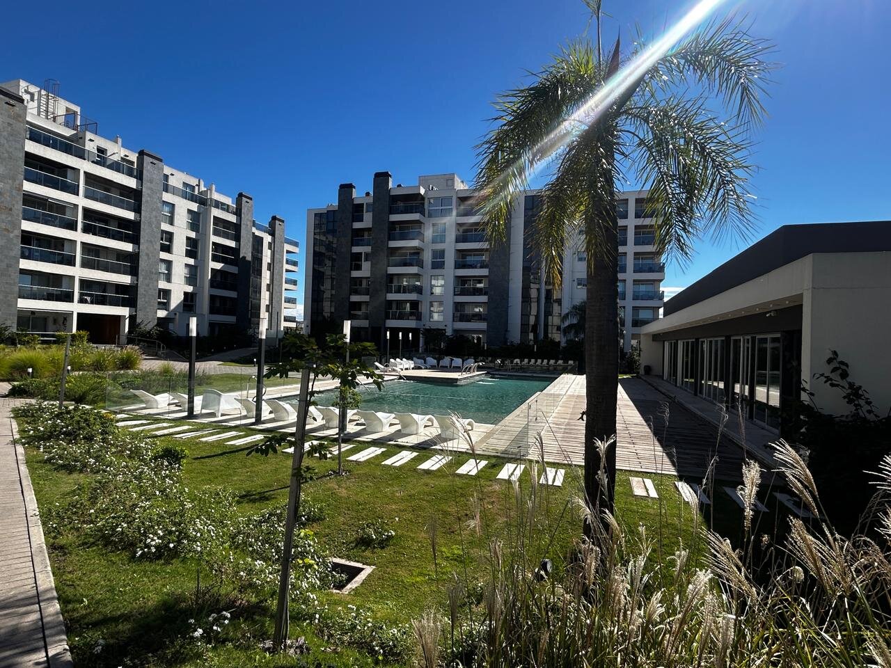 VENTA DPTO DE CATEGORIA - URCA - 1 dormi y cochera - Imagen 3