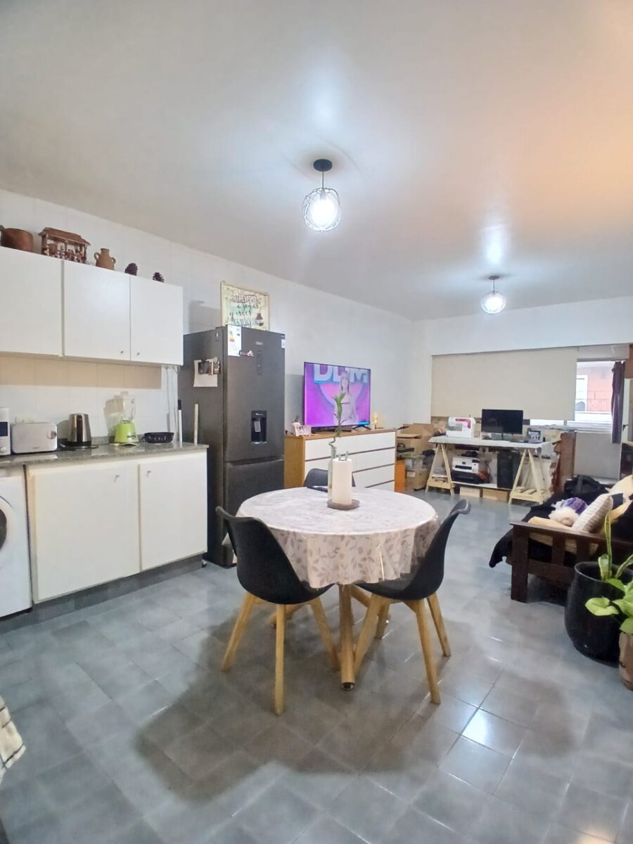 Oportunidad! se vende un departamento monoambiente amplio - Balvanera - 7