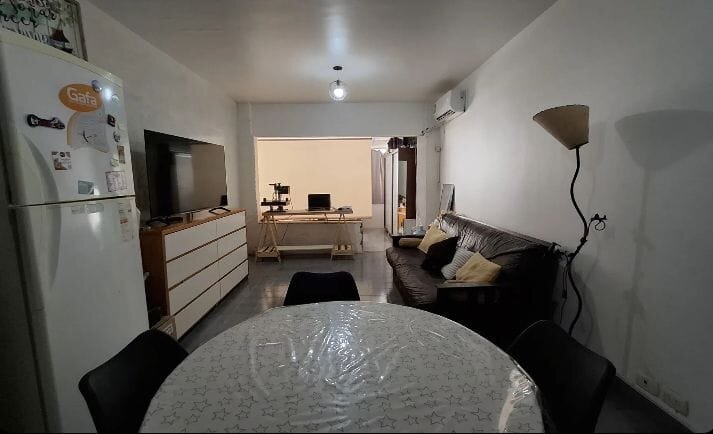 Oportunidad! se vende un departamento monoambiente amplio - Balvanera - 2