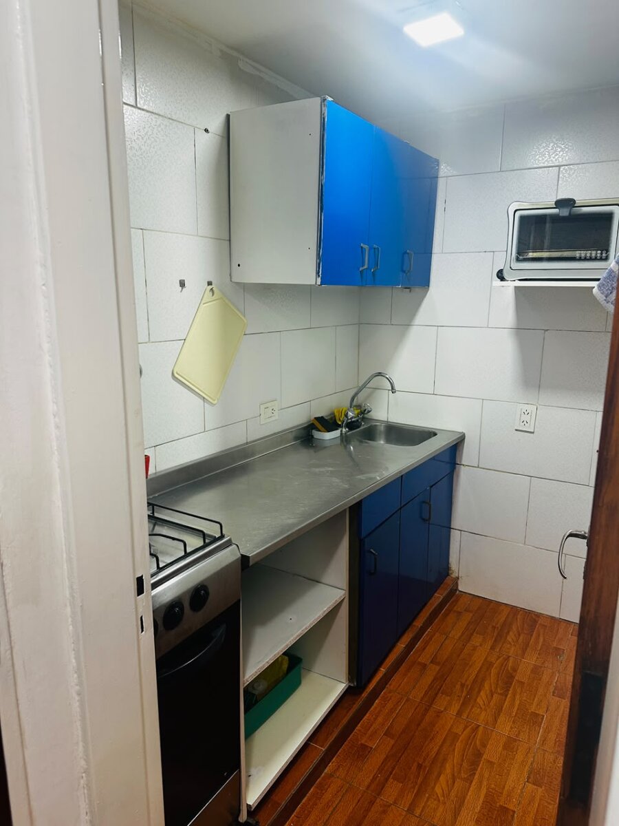BAJÓ DE PRECIO Monoambiente con balcón - Seguridad 24hs - Luminoso - Recoleta - 16