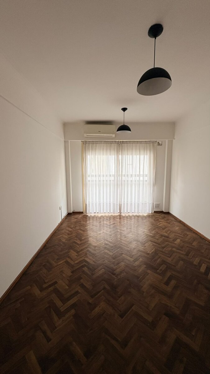 Departamento 1 dormitorio - Paraguay 300 — foto 3