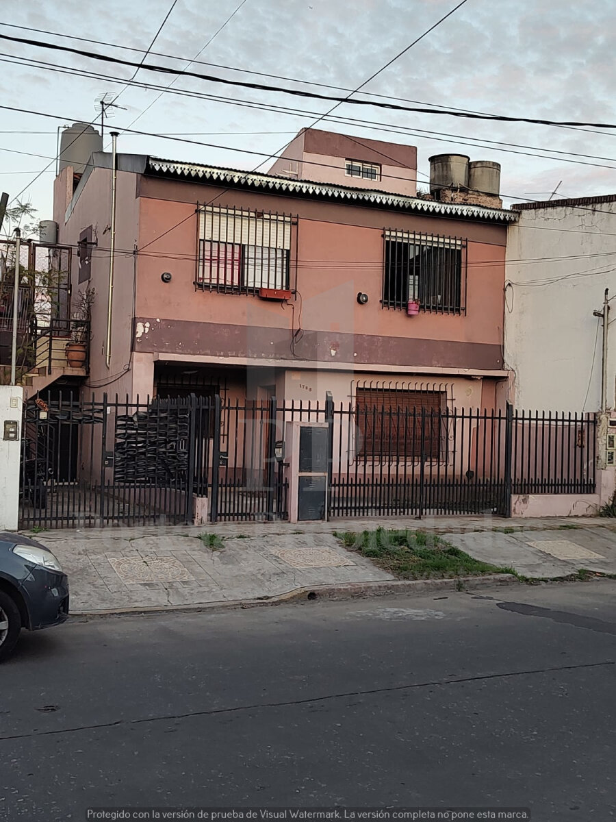 PH 3 AMBIENTES CASTELAR - 2