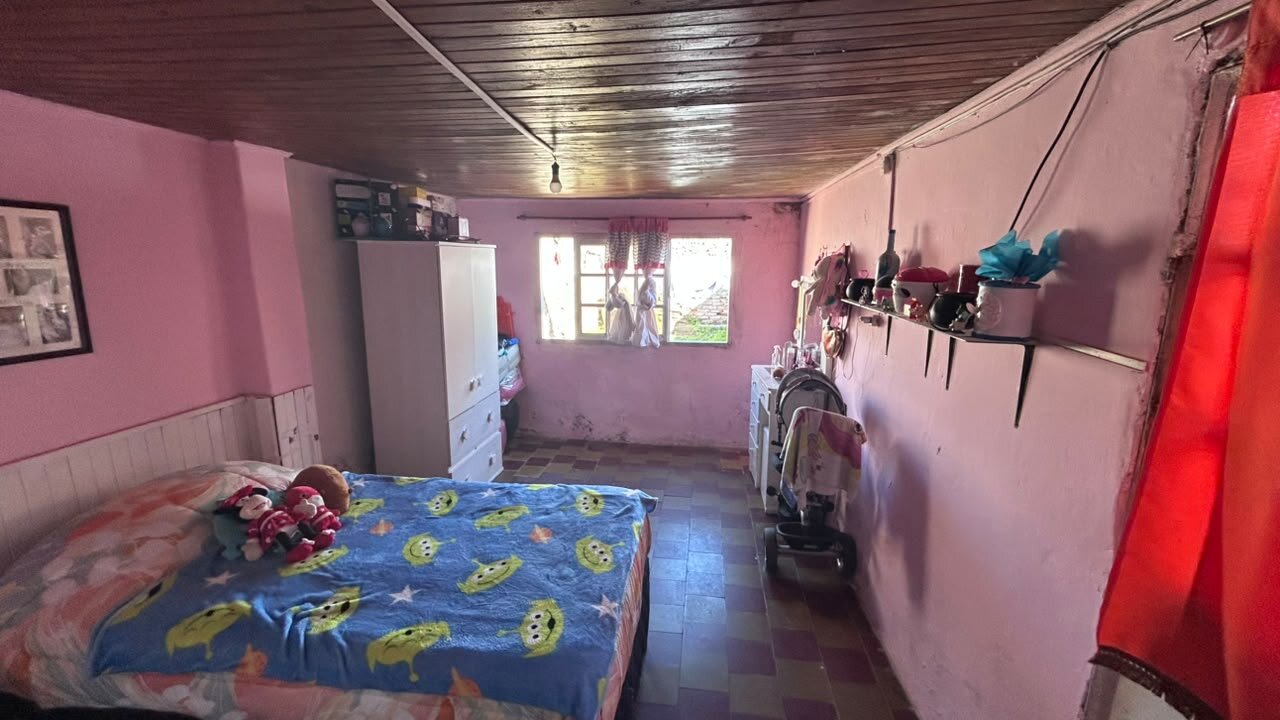 VENTA | Oportunidad | Conjunto de 2 casas + lote! 1.º de Mayo 218, entre Junín y Vélez Sarsfield - 32