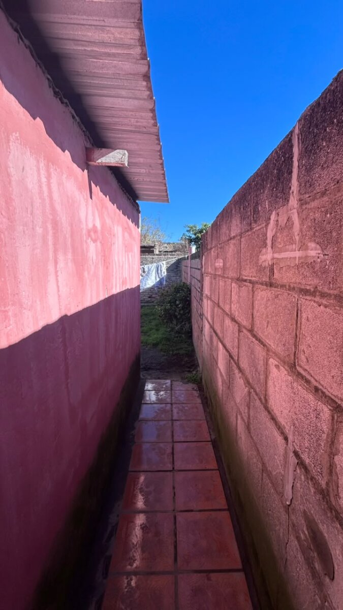 VENTA | Oportunidad | Conjunto de 2 casas + lote! 1.º de Mayo 218, entre Junín y Vélez Sarsfield - 37
