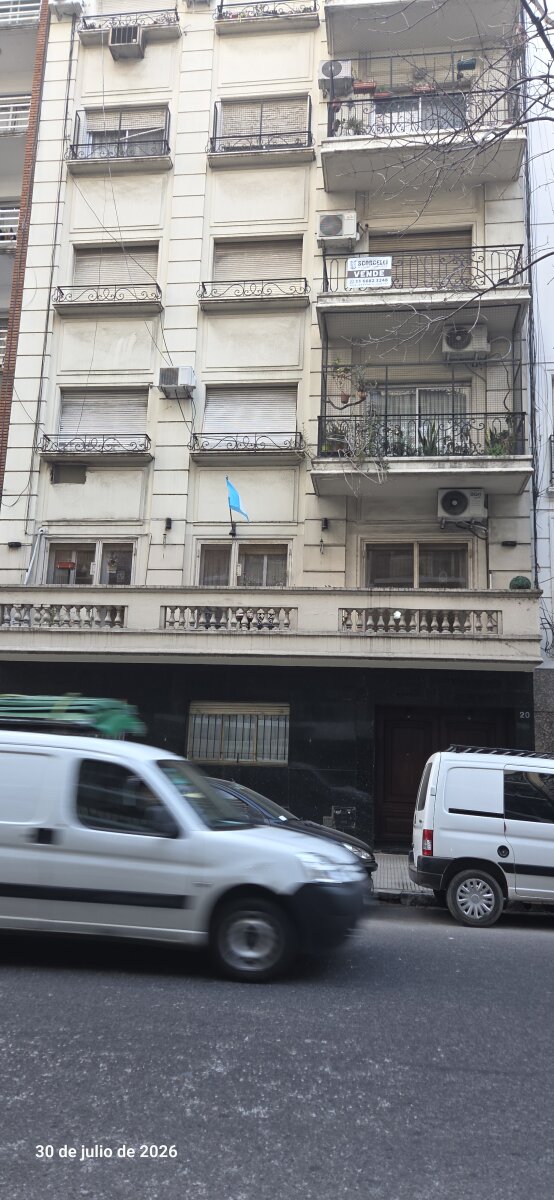 EXCELENTE DEPTO. 3 AMB.CON DEPENDENCIA RECIEN PINTADO Y PISOS PLASTIFICADOS MUY BIEN UBICADO - 29
