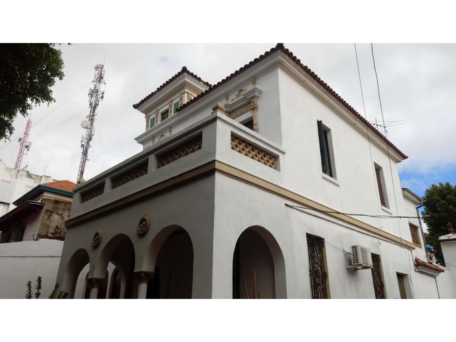 CASONA DE ESTILO - USO COMERCIAL - 4