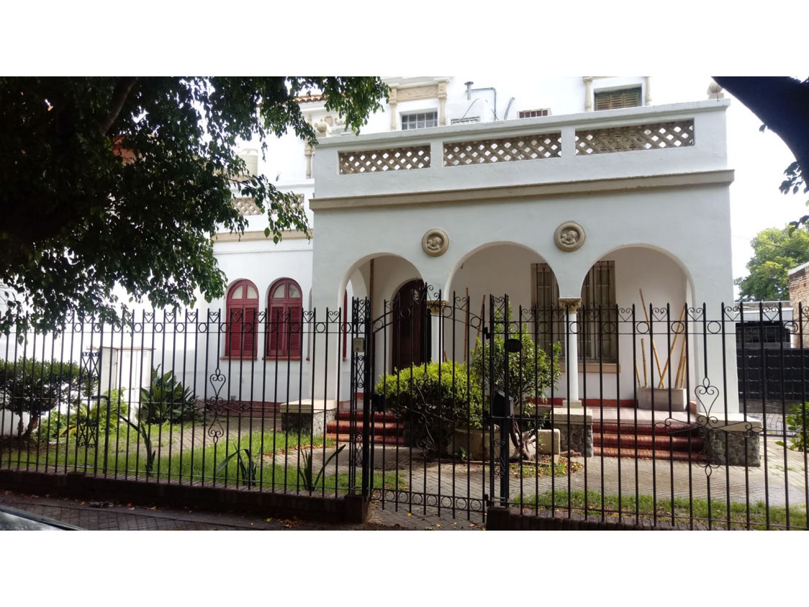 CASONA DE ESTILO - USO COMERCIAL - 1