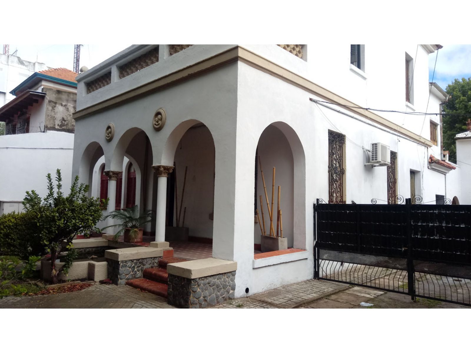 CASONA DE ESTILO - USO COMERCIAL - 3