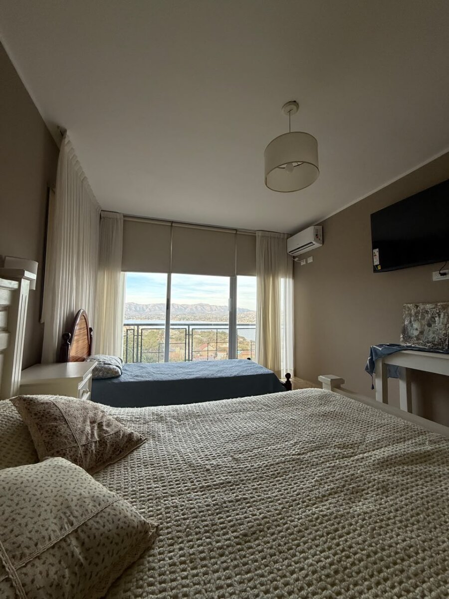 CASA EN VENTA EN CARLOS PAZ - Imagen 11