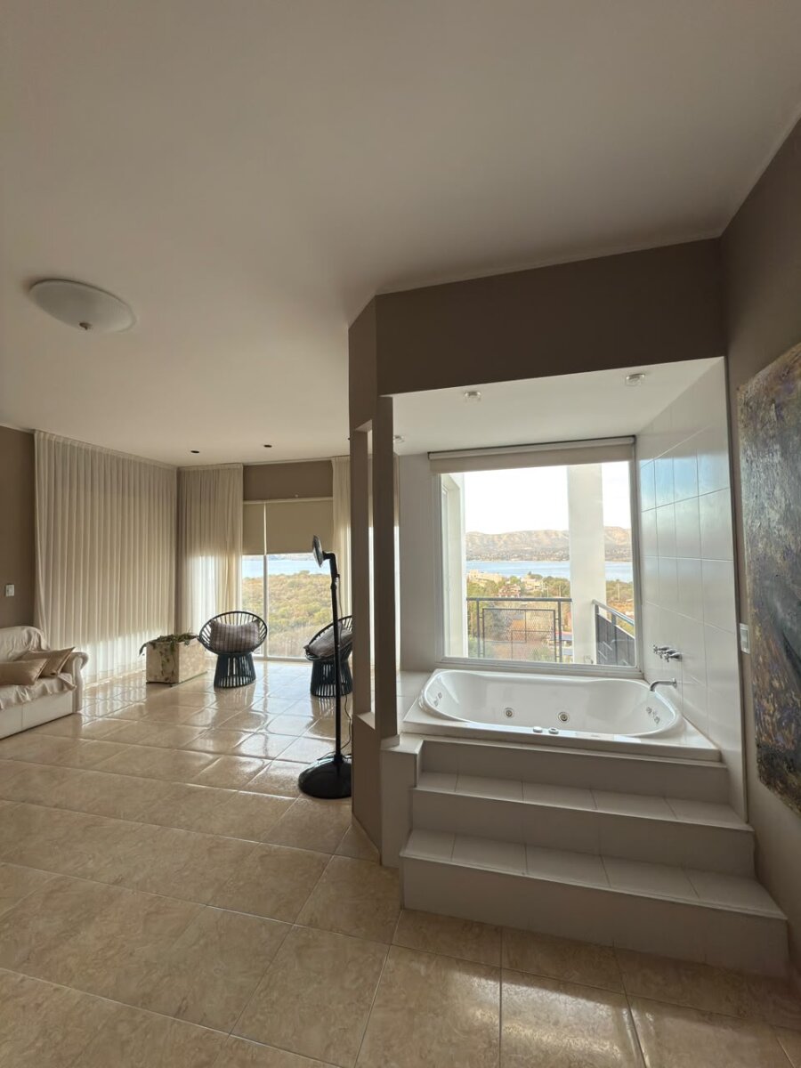 CASA EN VENTA EN CARLOS PAZ - Imagen 10