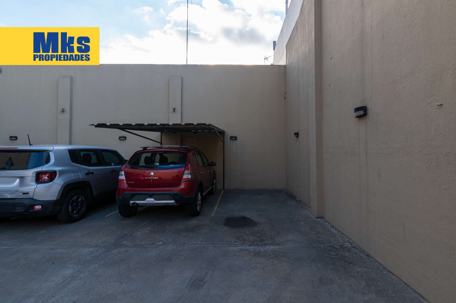 Venta. Departamento 2 ambientes moderno con cochera en Avellaneda. - 16
