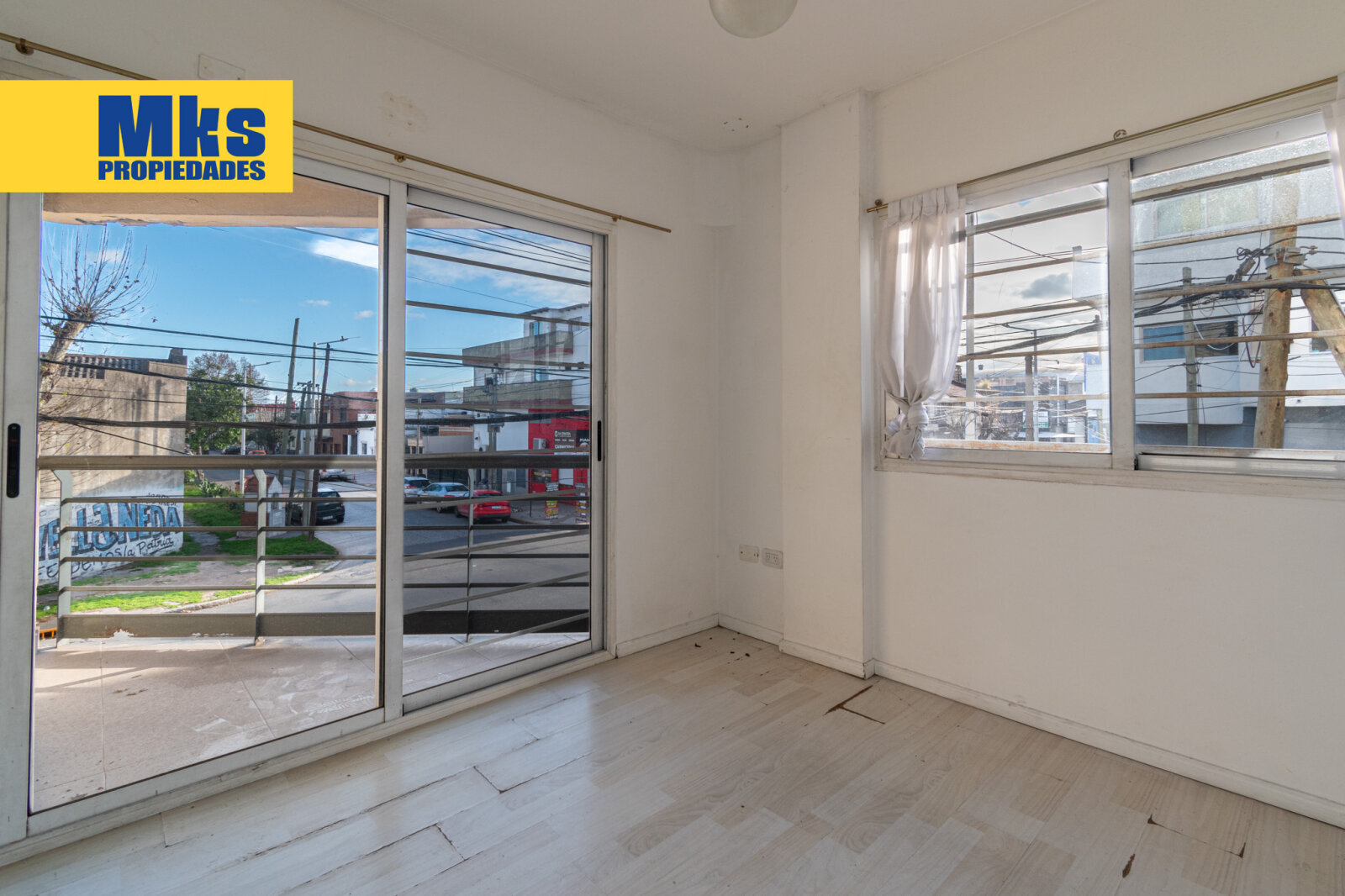 Venta. Departamento 2 ambientes moderno con cochera en Avellaneda. - 12