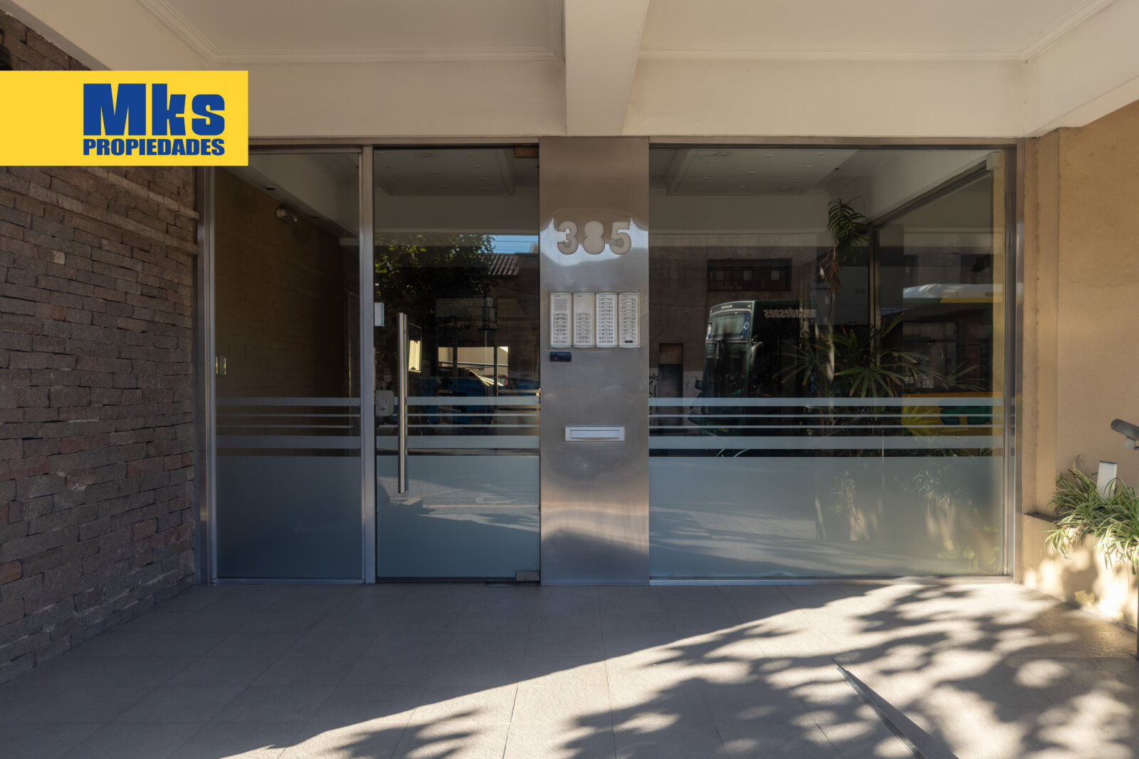 Venta. Departamento 2 ambientes moderno con cochera en Avellaneda. - 23