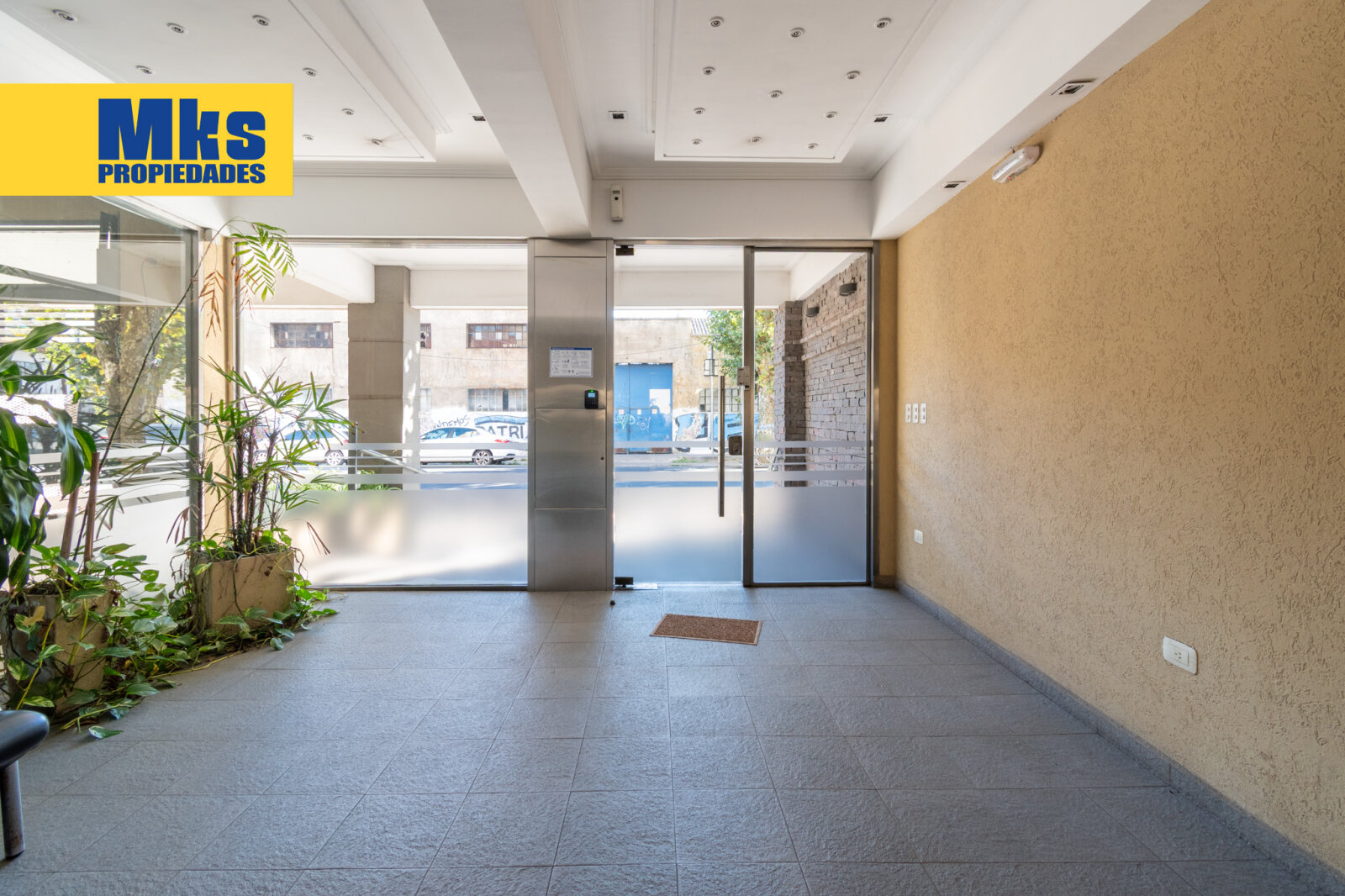 Venta. Departamento 2 ambientes moderno con cochera en Avellaneda. - 22