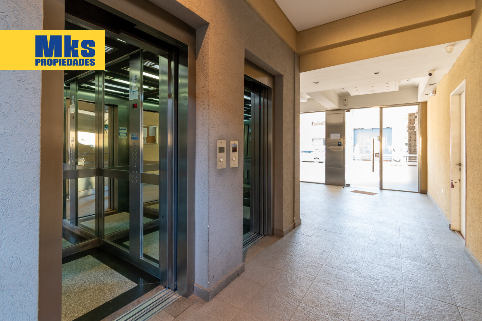 Venta. Departamento 2 ambientes moderno con cochera en Avellaneda. - 21