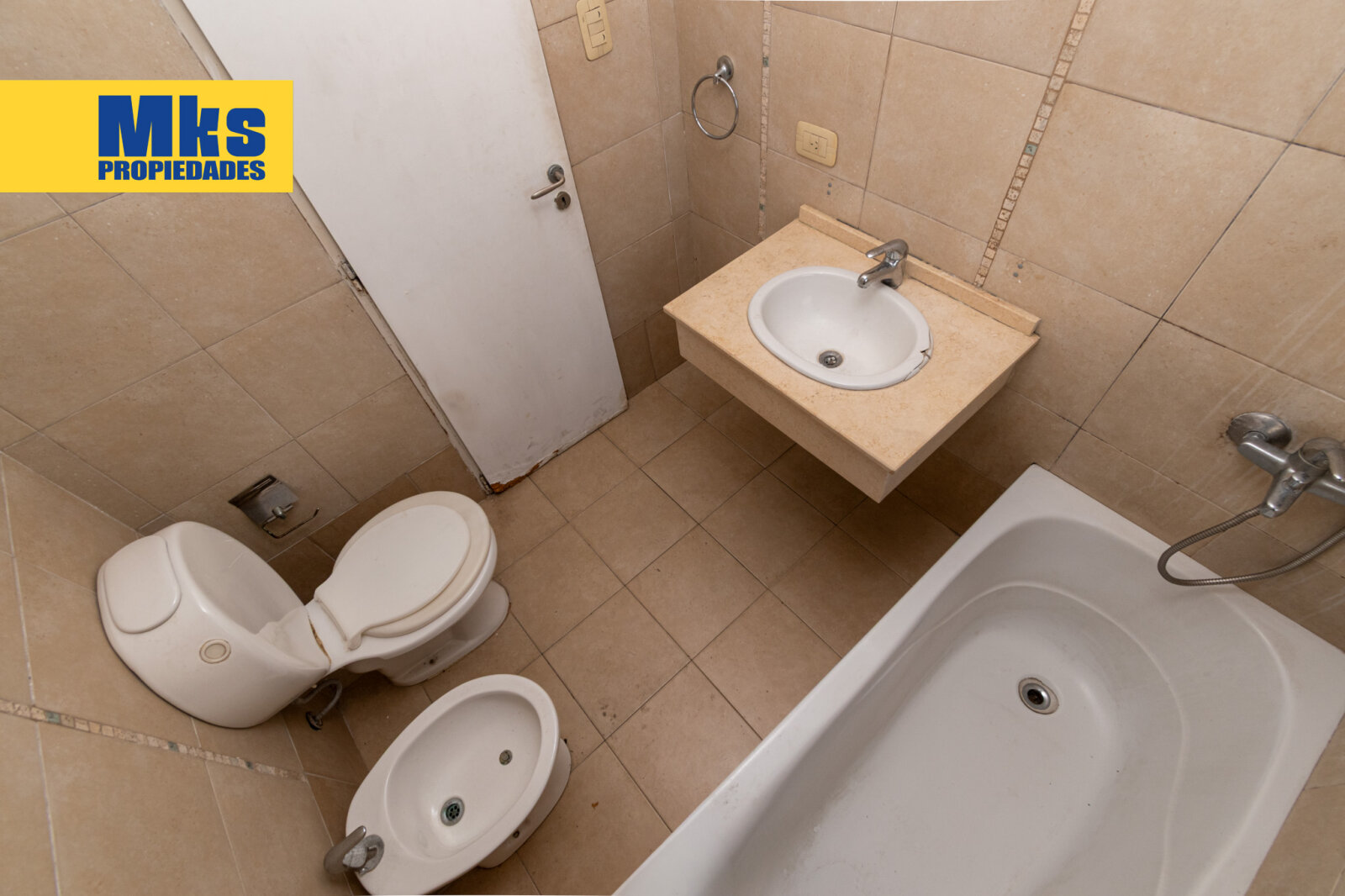 Venta. Departamento 2 ambientes moderno con cochera en Avellaneda. - 9