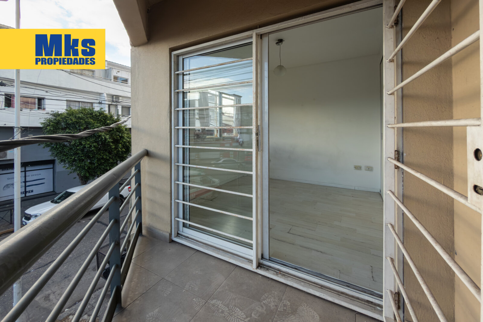 Venta. Departamento 2 ambientes moderno con cochera en Avellaneda. - 13