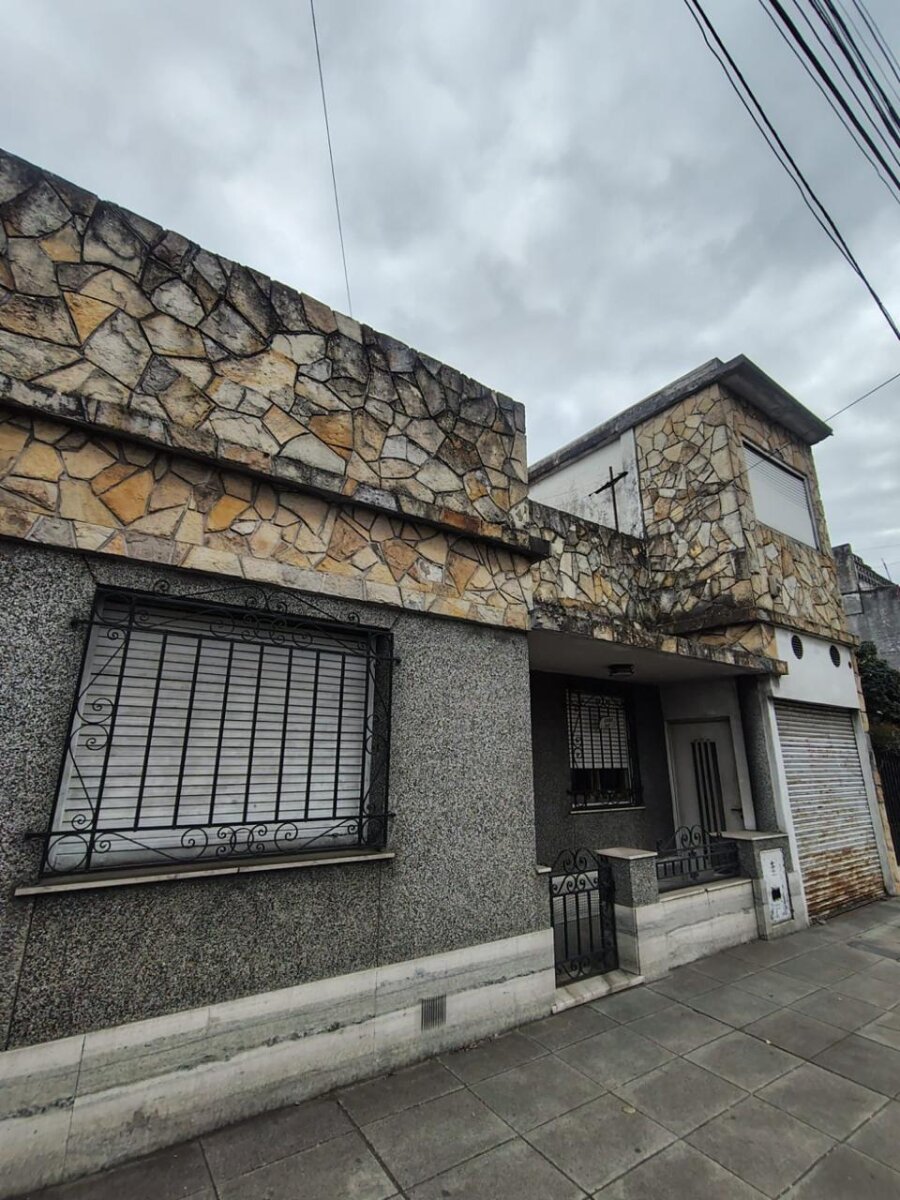 LOTE EN VENTA EN MORÓN SUR - 1
